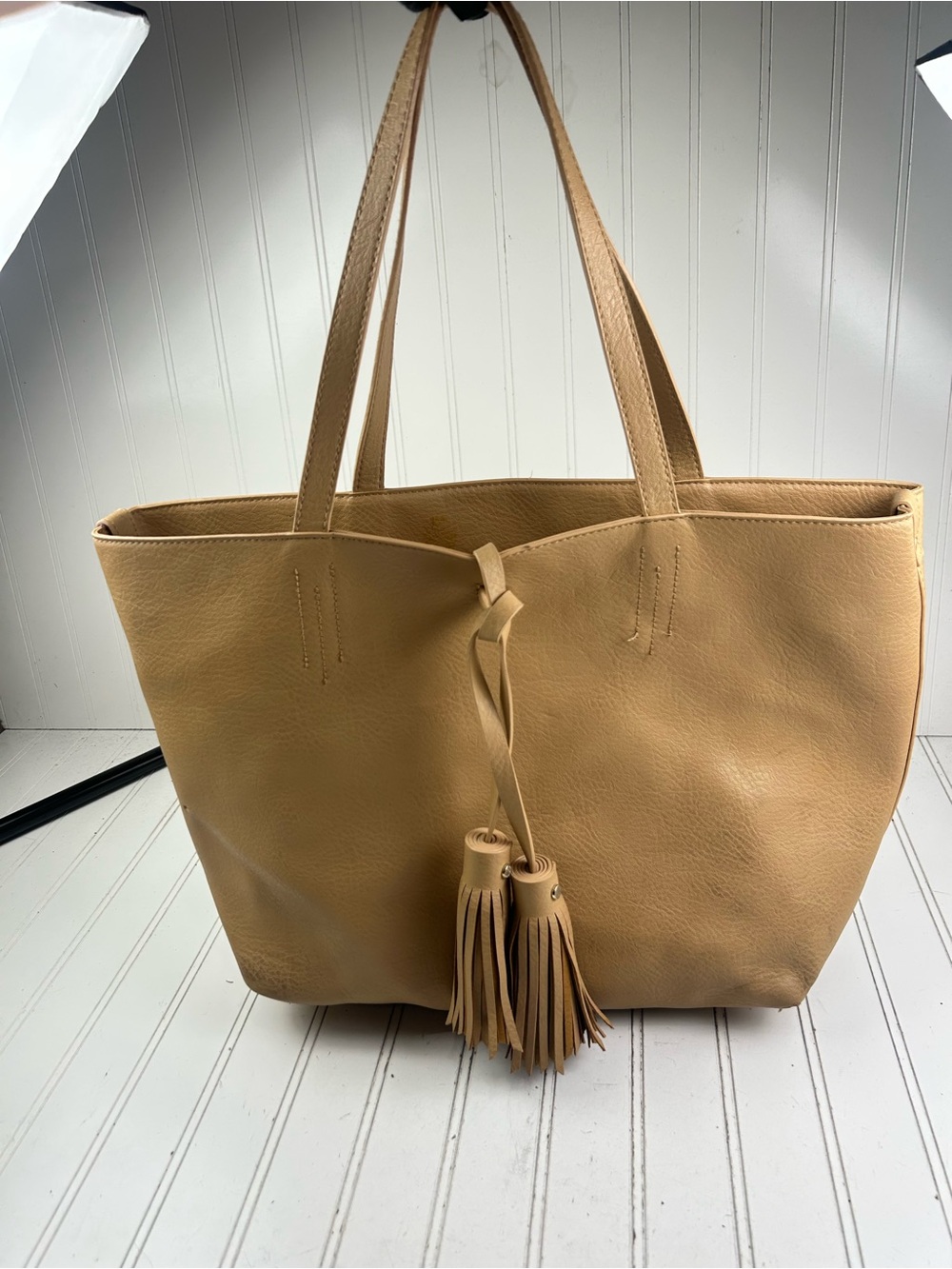Merona Vintage Y2K Beige Yellow Faux Leather Shoulder and Cosmetic Bag - Picture 4 of 16